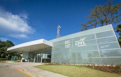 A compra da fatia de 23% da Camargo Corrêa na maior elétrica privada do Brasil, a CPFL Energia, foi realizada em evento em Xangai | Foto: Reprodução